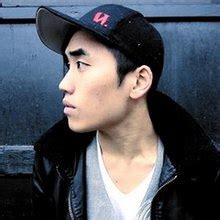 Andrew Huang Biography, Age, Height, Wife, Net Worth, Family