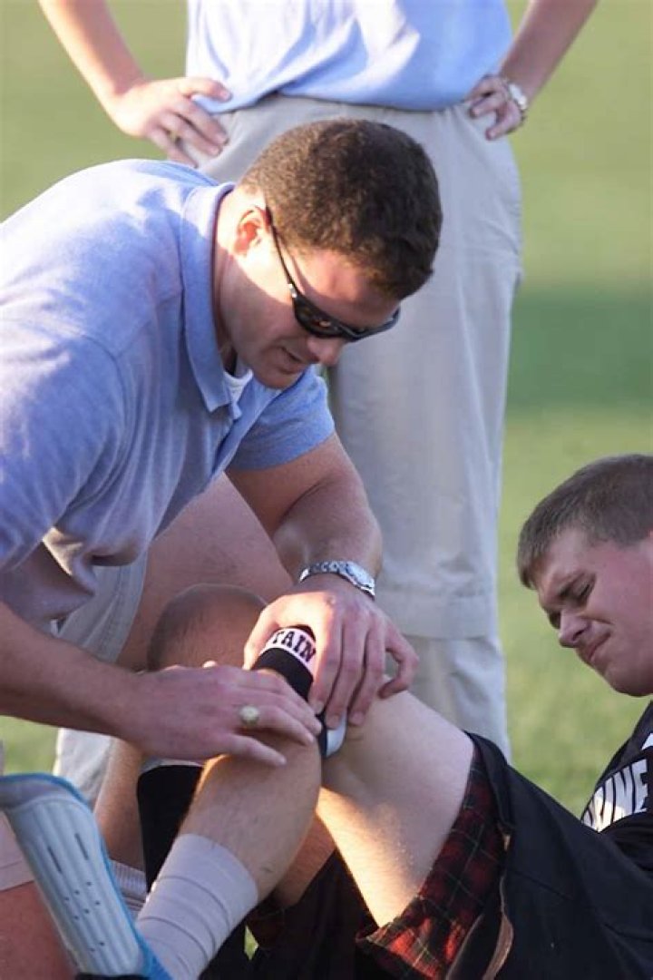 Chad Smith Biography, Age, Height, Wife, Net Worth, Family