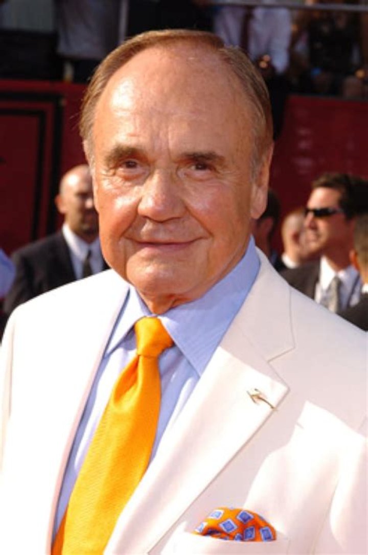 Dick Enberg Biography, Age, Height, Wife, Net Worth, Family