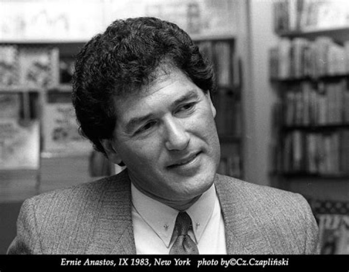 Ernie Anastos biografía, edad, altura, esposo, net worth, familia