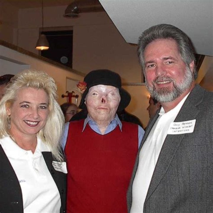 Jacqueline Saburido Biography, Age, Height, Husband, Net Worth, Family