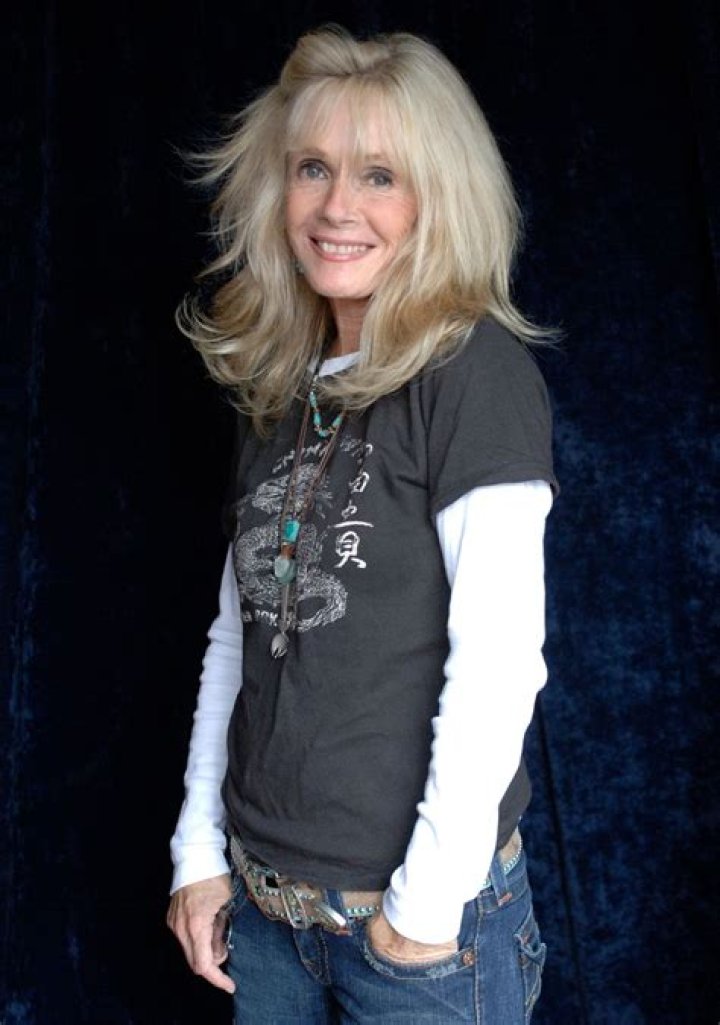 Kim Carnes biografía, edad, altura, esposa, net worth, familia