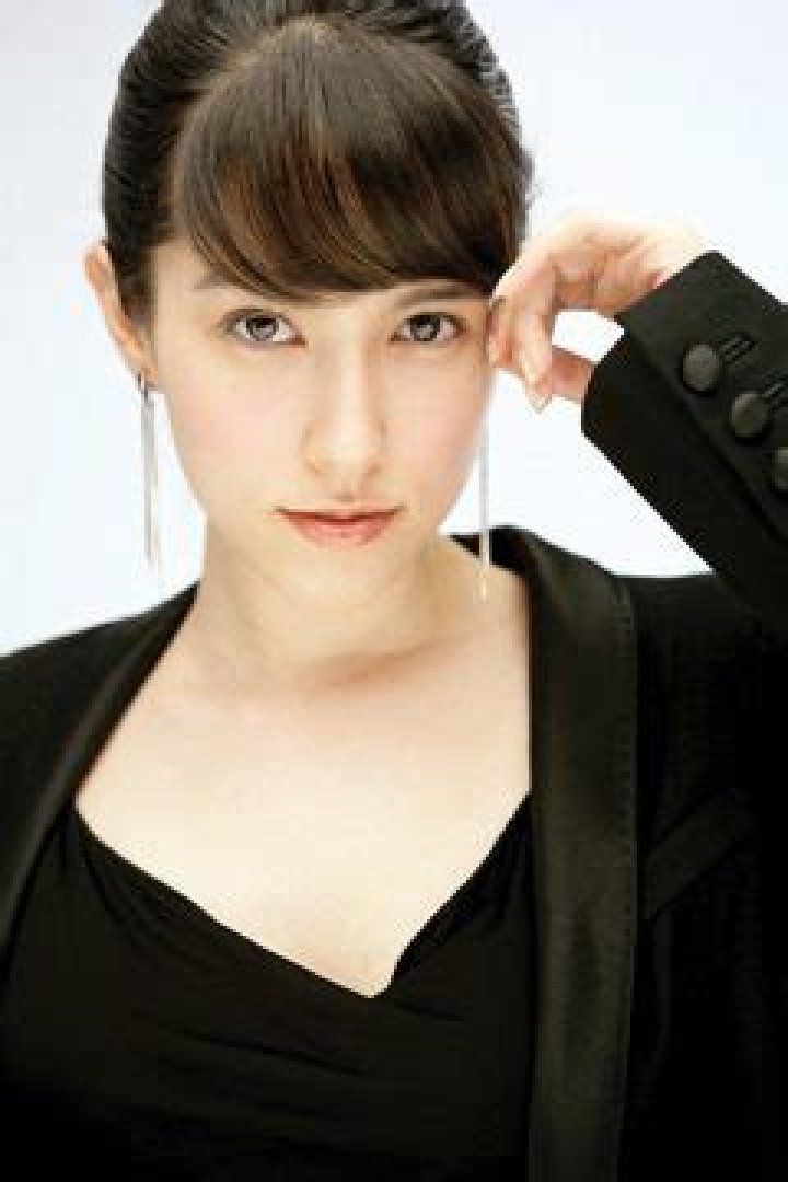 Kim Isak Biography, Age, Height, Husband, Net Worth, Family