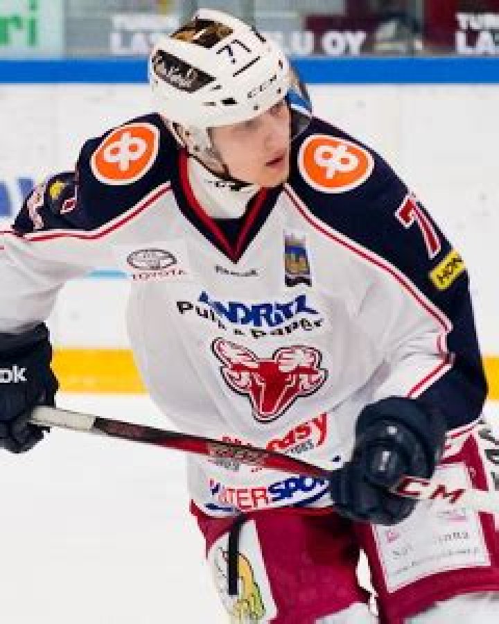 Miiko Hintz Biography, Age, Height, Wife, Net Worth, Family