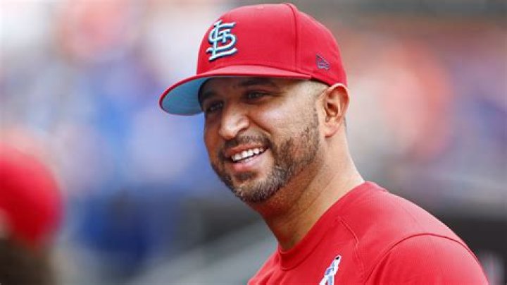 Oliver Marmol Biography, Age, Height, Wife, Net Worth, Family