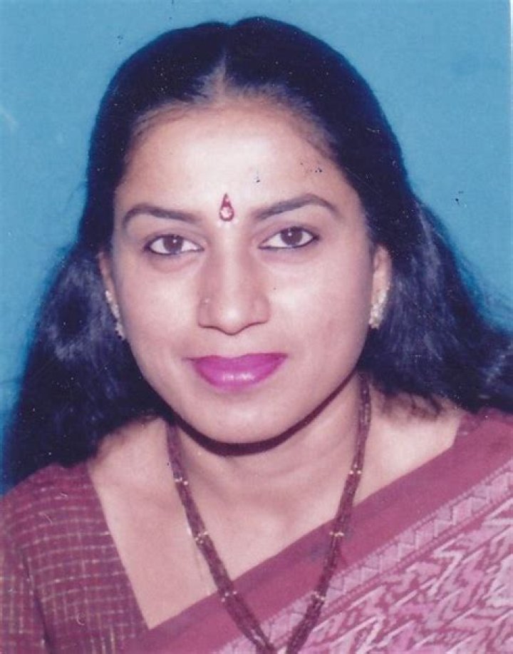 Roopa Biography, Age, Height, Husband, Net Worth, Family