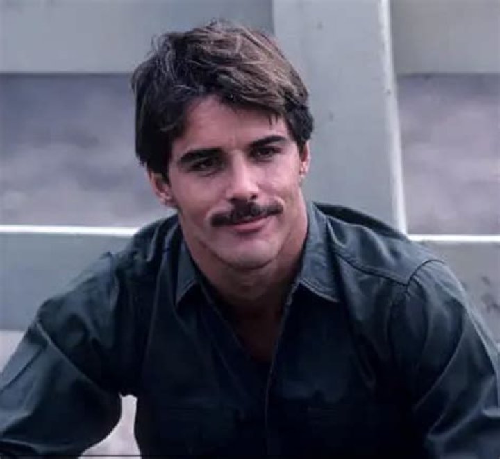 Stephan W. Burns biografía, edad, altura, esposo, net worth, familia