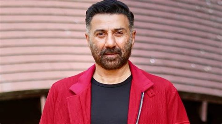 Sunny Deol Biography, Age, Height, Wife, Net Worth, Family